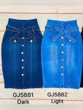 Classic Blue Denim Pencil Skirt. Stretch size S L